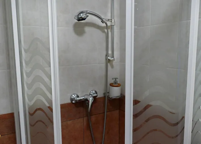 Heleniums Apartament *